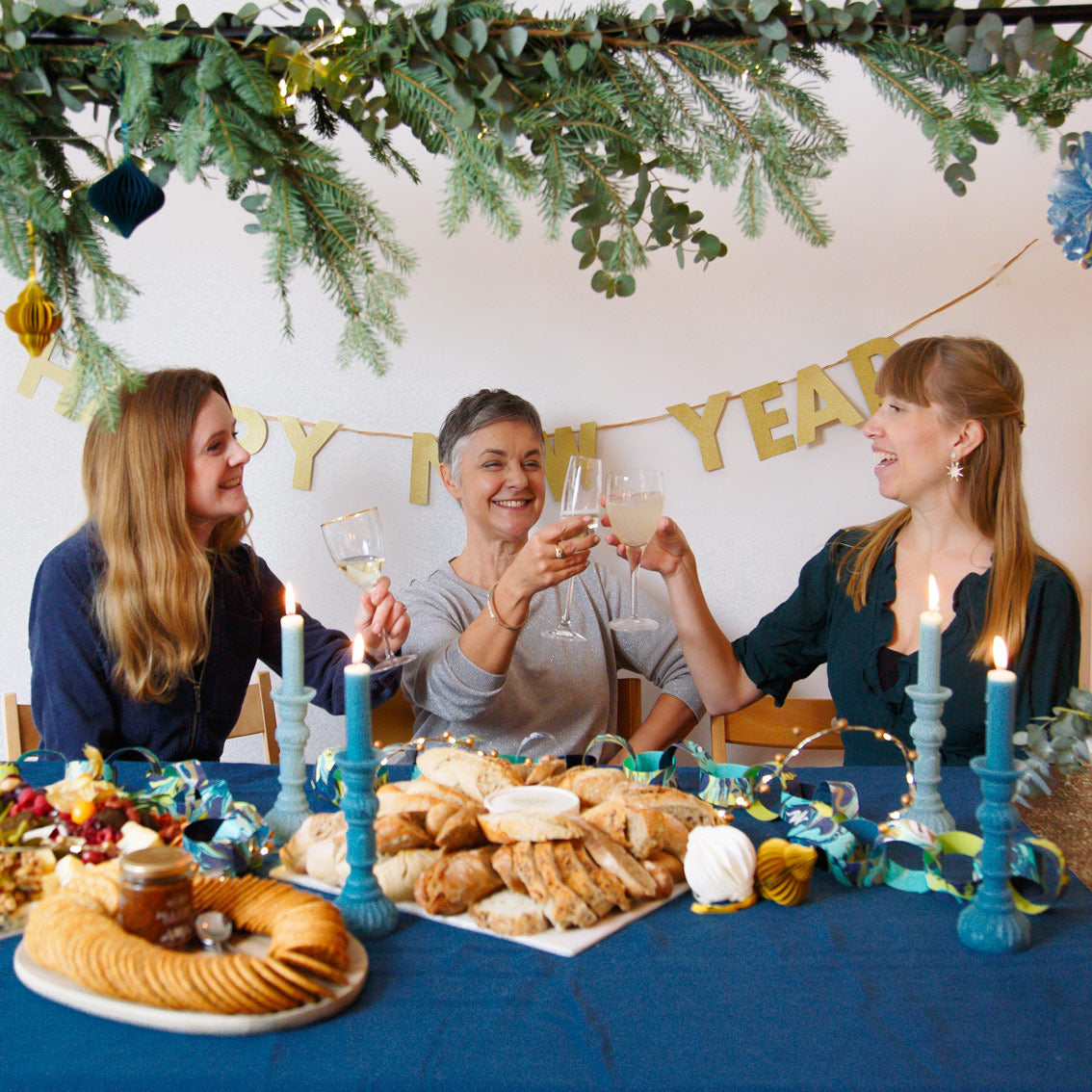 Luxe Happy New Year Garland 2m